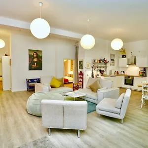  Apartment Ruhige City-oase Am Hauptbahnhof